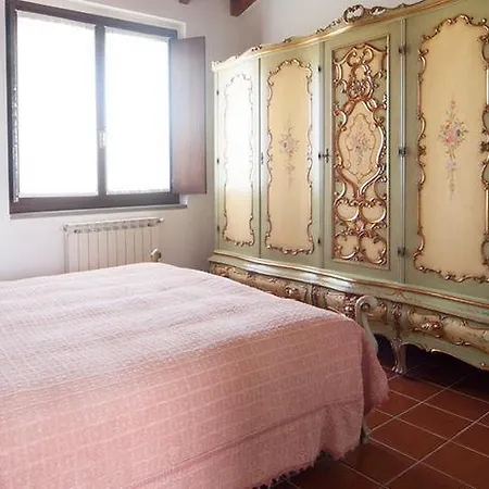 Apartment La Colombera Golf Castrezatto